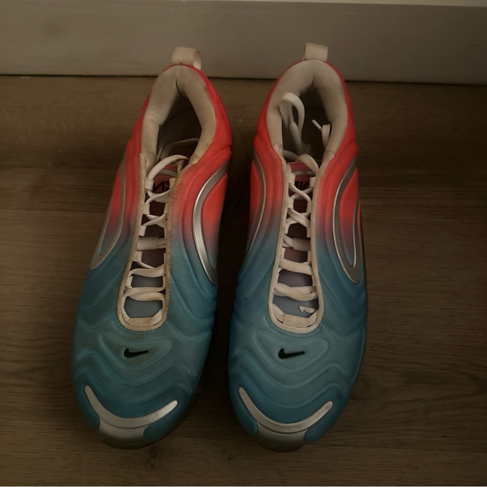Nike Air Max 720